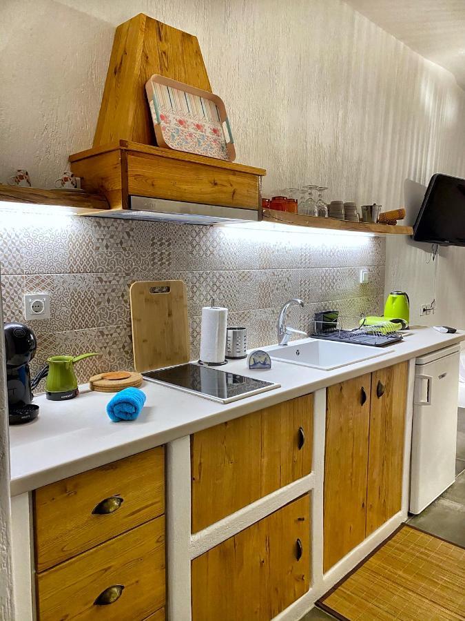 Milos Gem Suites Inn Pachaina Екстериор снимка